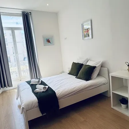 Proche Mayol - 4 - Balcon * Toulon